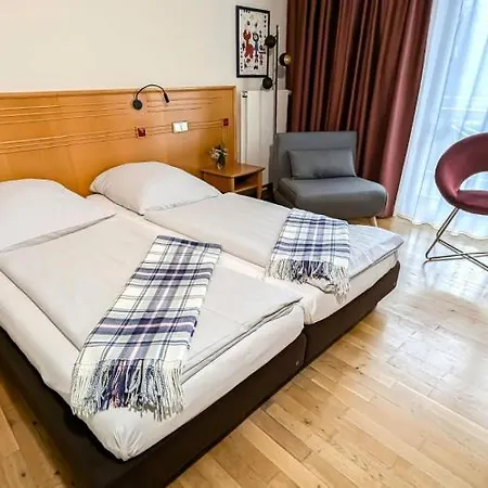 Boulevard Altstadt 3*