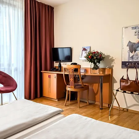 Boulevard Altstadt 3*